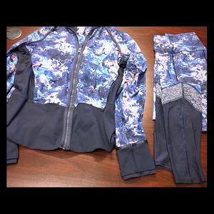 Lululemon Athletica size 8  Easter Special